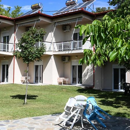 Priona Rooms Paralía Skotínis Exterior foto